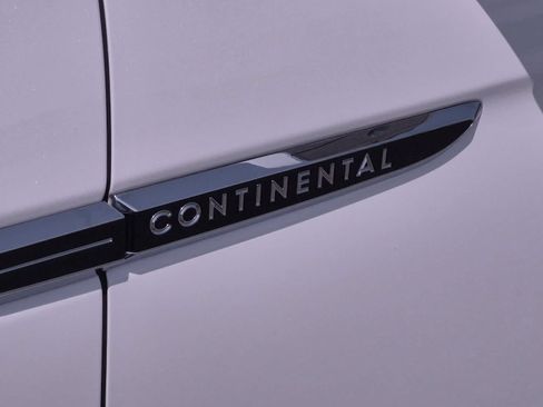 Used 2020 Lincoln Continental Black Label AWD/4WD image 13