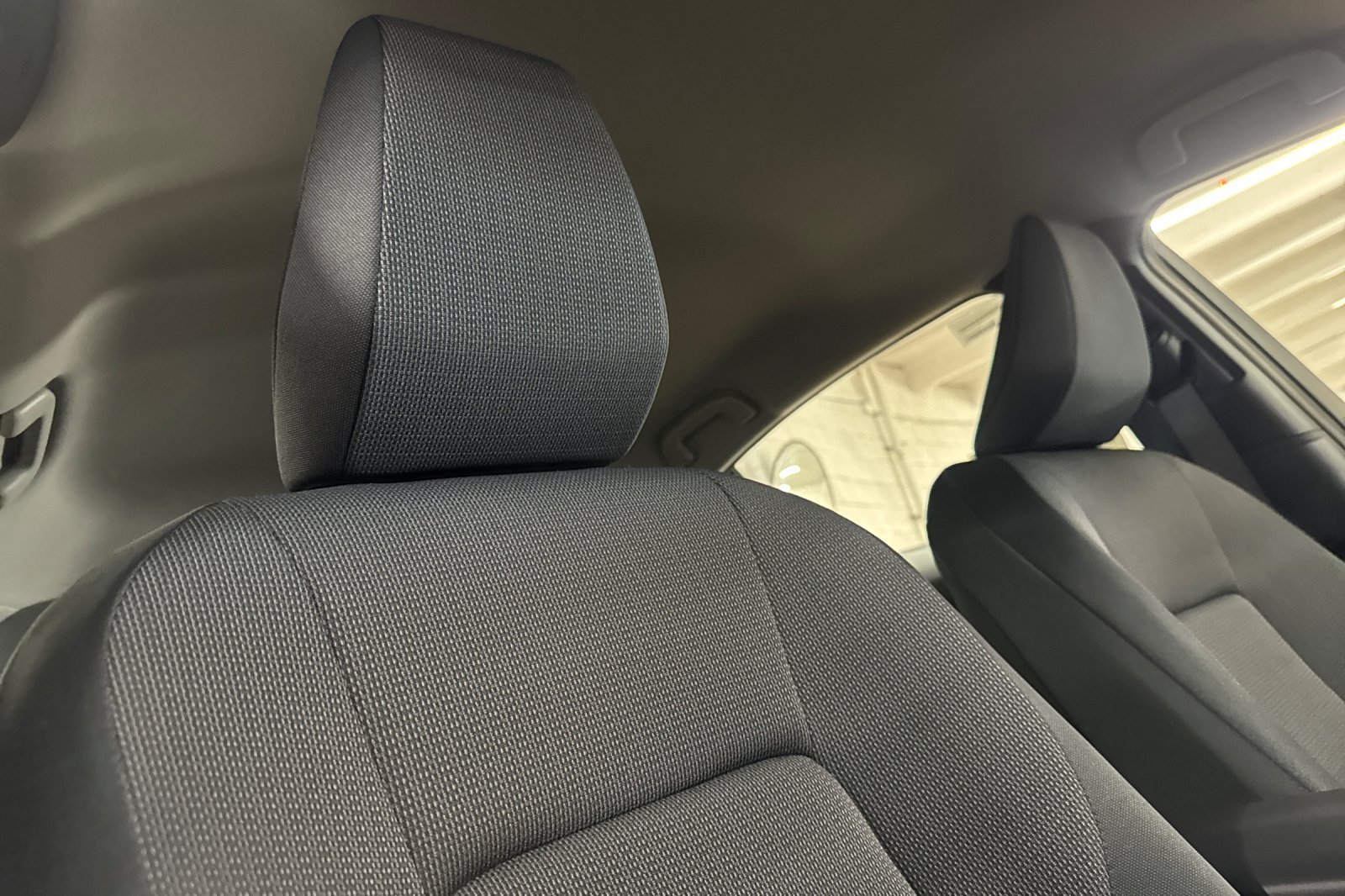 New 2027 Toyota Prius LE FWD image 20