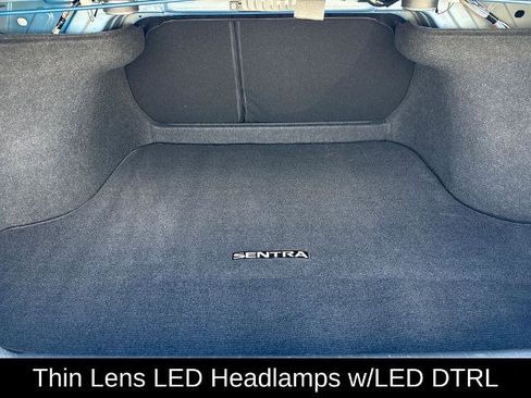 Certified 2023 Nissan Sentra SR w/ SR Premium Package FWD image 17