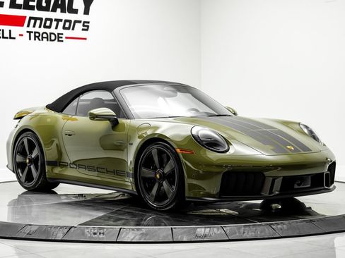 Used 2026 Porsche 911 Carrera GTS RWD image 3