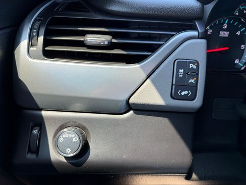 Used 2017 Chevrolet Tahoe LT RWD image 31