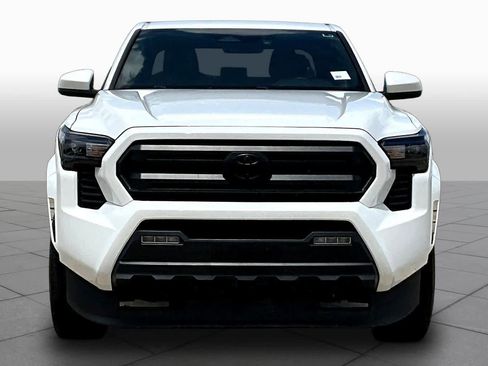 Used 2024 Toyota Tacoma SR5 image 4