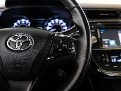 Used 2016 Toyota Avalon XLE Premium image 17