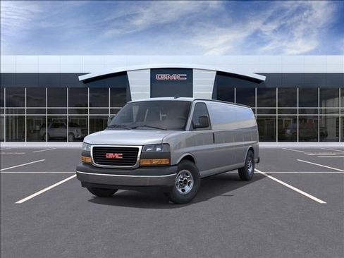 New 2025 GMC Savana 3500 Extended image 8