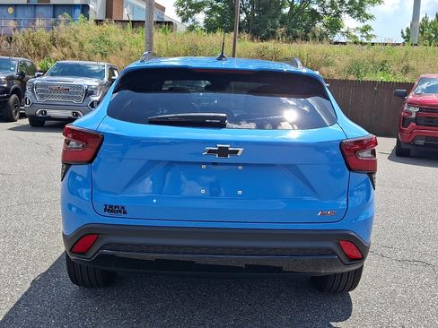 Certified 2024 Chevrolet Trax RS w/ Sunroof Package FWD image 5