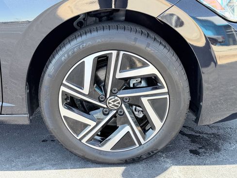 Used 2024 Volkswagen Jetta SEL FWD image 34