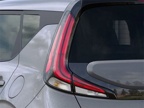 New 2025 Kia Soul LX image 12