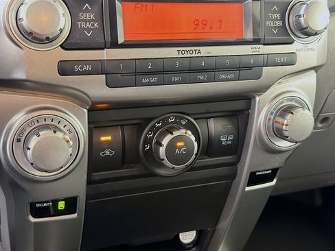 Used 2011 Toyota 4Runner SR5 AWD/4WD image 18