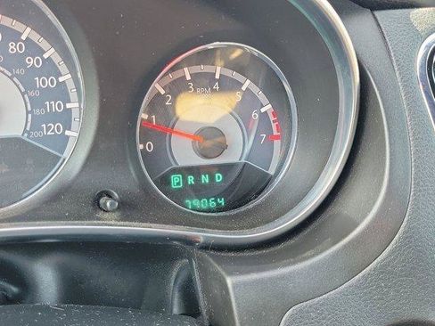Used 2013 Chrysler 200 Limited FWD image 20