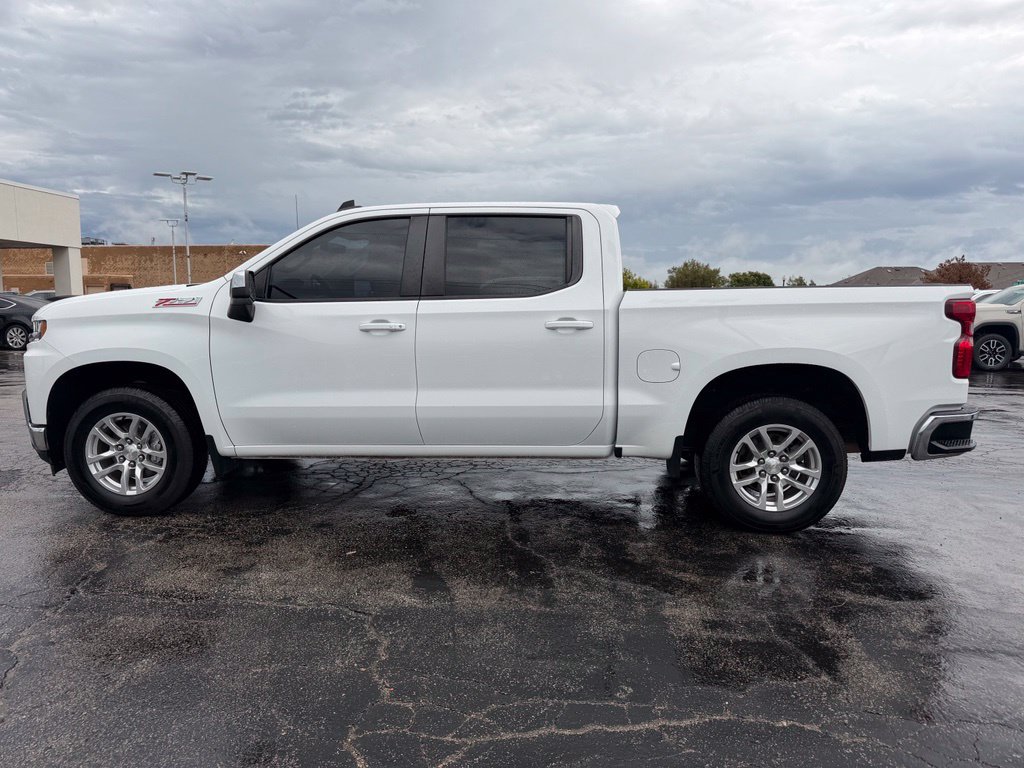 Used 2021 Chevrolet Silverado 1500 LT AWD/4WD image 12
