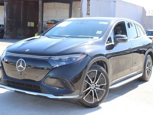 Used 2023 Mercedes-Benz EQS 450+ SUV image 9