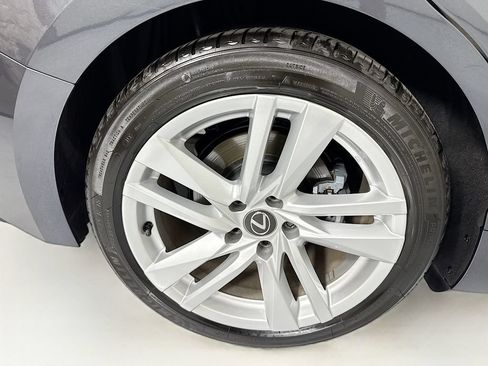 Used 2023 Lexus IS 300 w/ Comfort Package RWD image 33
