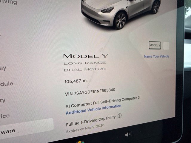 Used 2022 Tesla Model Y Long Range AWD/4WD image 17