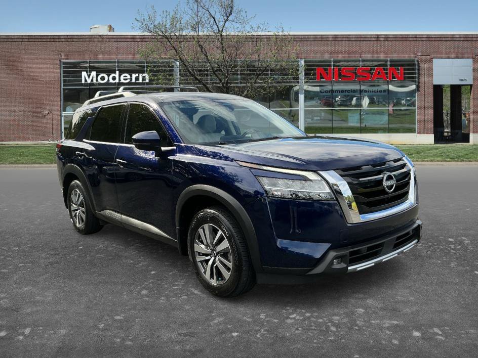 Certified 2022 Nissan Pathfinder SL FWD image 5