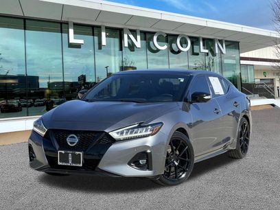 Used 2021 Nissan Maxima SR w/ Sport Mat Group