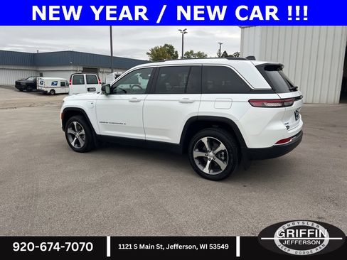 Used 2023 Jeep Grand Cherokee 4xe w/ Luxury Tech Group II image 15
