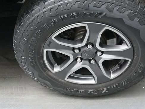 Used 2018 Jeep Wrangler Unlimited Sport S AWD/4WD image 29