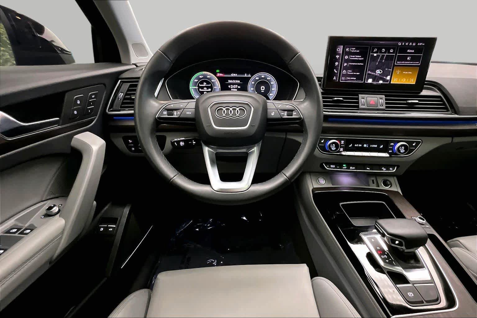 Certified 2025 Audi Q5 e Premium Plus w/ Premium Plus Package AWD/4WD image 6