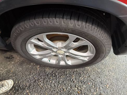 Used 2015 Mitsubishi Outlander SE image 11