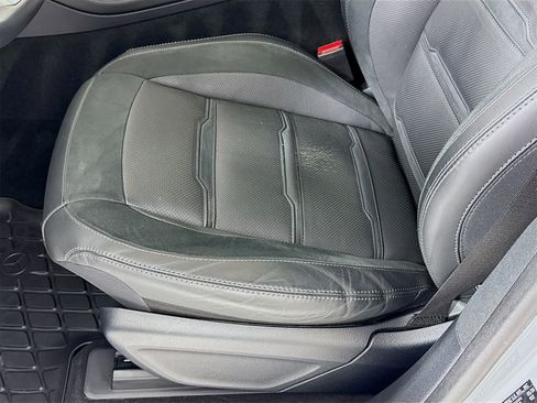 Used 2024 Mercedes-Benz GLE 53 AMG 4MATIC Coupe image 21