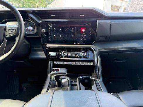 Used 2024 GMC Sierra 1500 AT4X AWD/4WD image 20