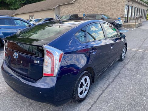 Used 2013 Toyota Prius Two FWD image 5