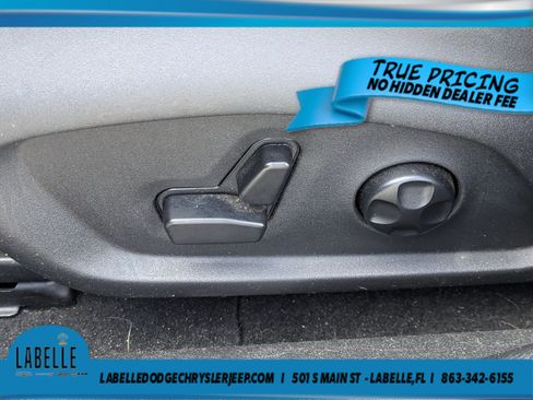 Used 2021 Jeep Compass Latitude FWD image 19