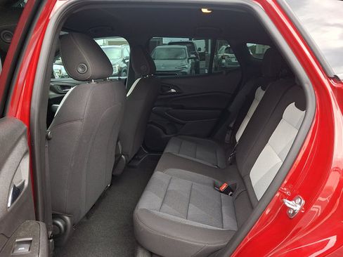 Certified 2026 Chevrolet Trax RS w/ Driver Confidence Package FWD image 10
