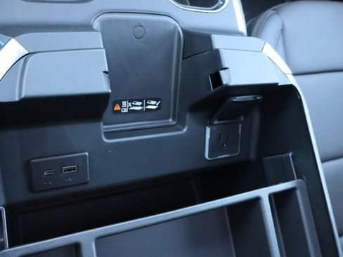 New 2026 Chevrolet Silverado 1500 High Country w/ Technology Package AWD/4WD image 18