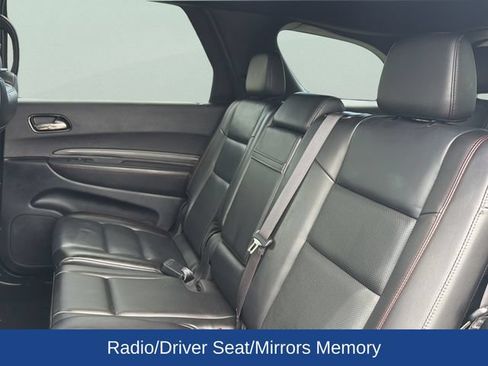 Used 2024 Dodge Durango GT RWD image 17