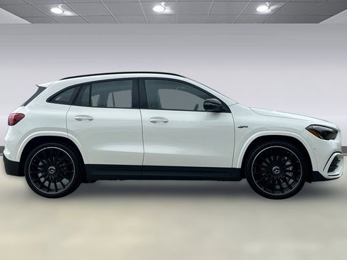 New 2026 Mercedes-Benz GLA 35 AMG 4MATIC image 8