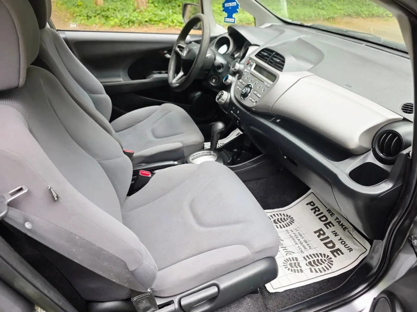 Used 2009 Honda Fit image 11