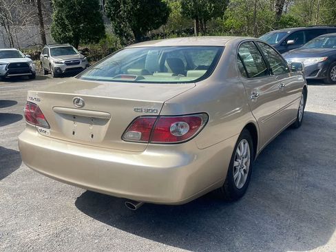 Used 2002 Lexus ES 330 FWD image 7