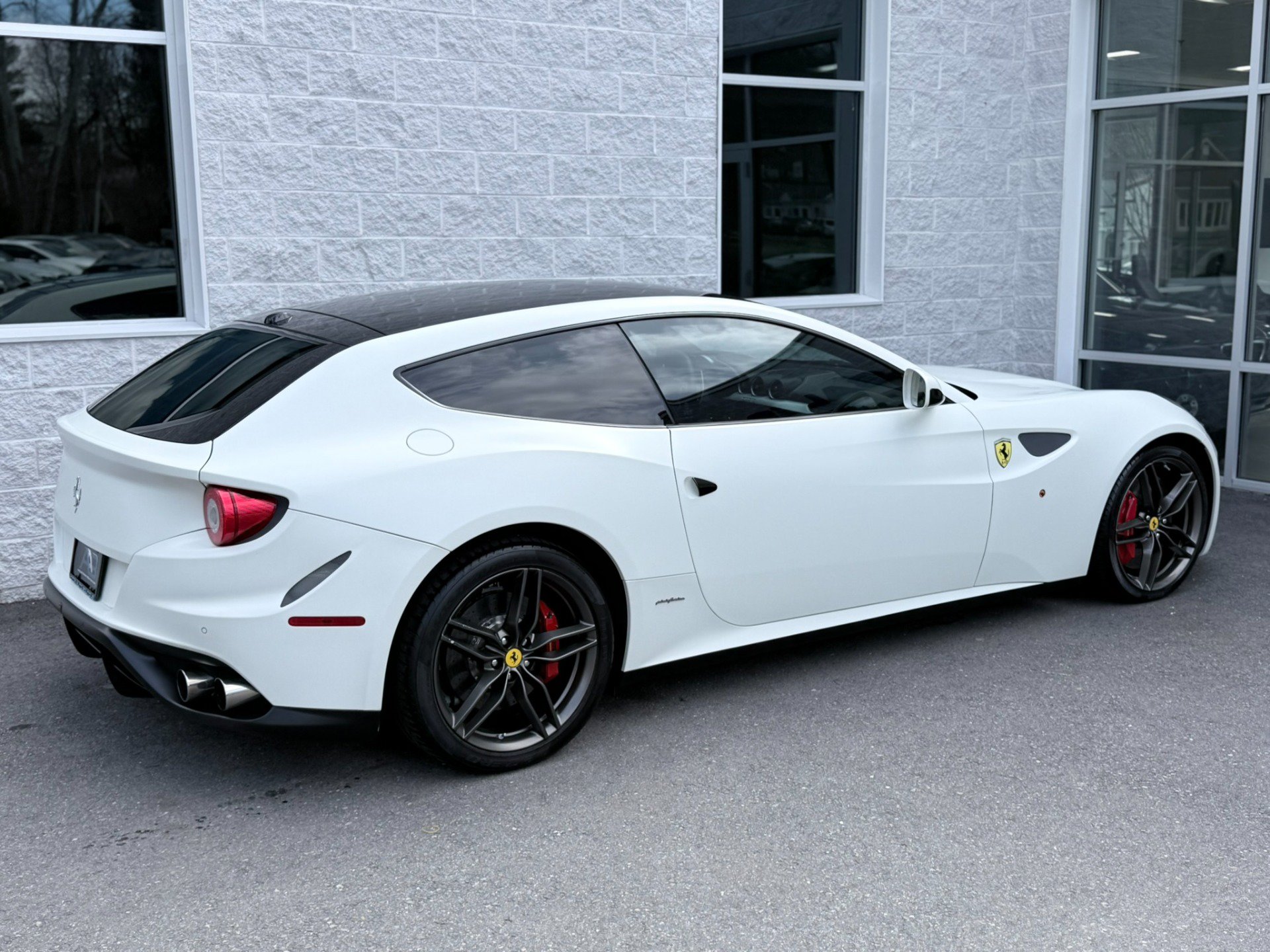 Used 2012 Ferrari FF AWD/4WD image 28