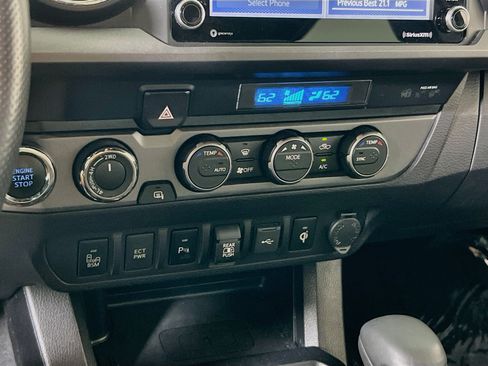 Used 2021 Toyota Tacoma TRD Sport w/ Technology Package AWD/4WD image 15