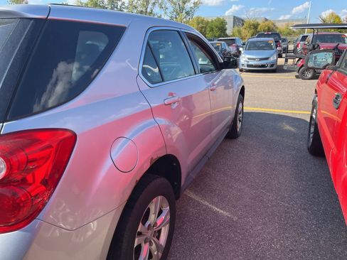 Used 2011 Chevrolet Equinox LS image 15