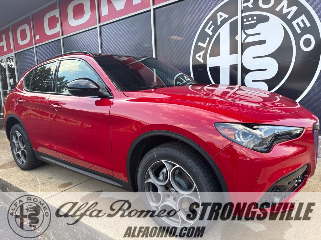 New 2026 Alfa Romeo Stelvio Sprint w/ Convenience Package AWD/4WD image 1