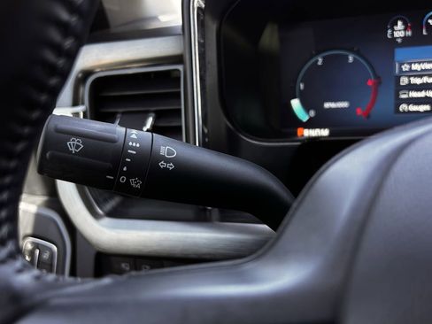 Used 2023 Ford F250 Lariat w/ Lariat Ultimate Package AWD/4WD image 27