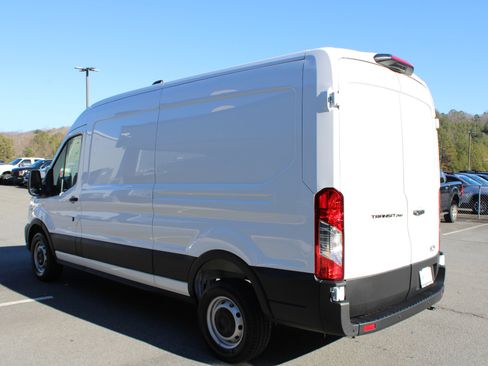 New 2026 Ford Transit 250 148 Medium Roof image 5