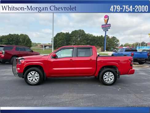 Used 2022 Nissan Frontier SV AWD/4WD image 6