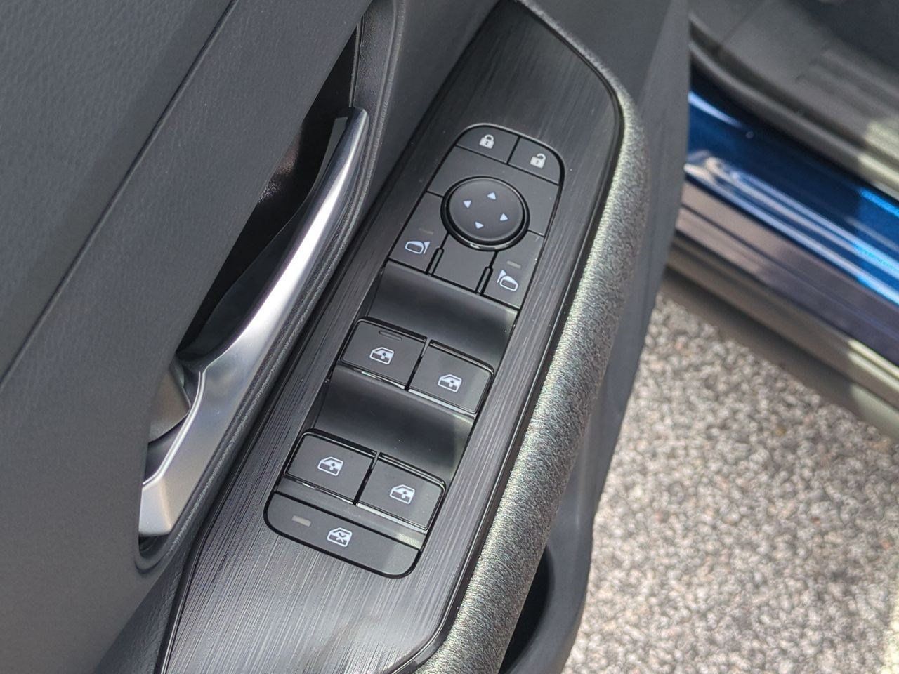 New 2026 Nissan Kicks SV w/ SV Premium Package FWD image 14