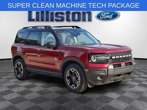 Used 2025 Ford Bronco Sport Outer Banks w/ Outer Banks Tech Package+ AWD/4WD image 3