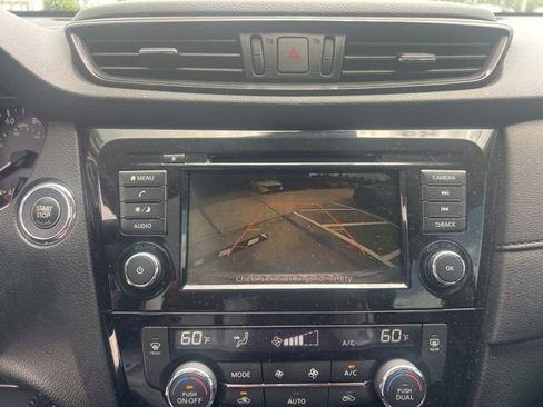 Used 2020 Nissan Rogue SV AWD/4WD image 26