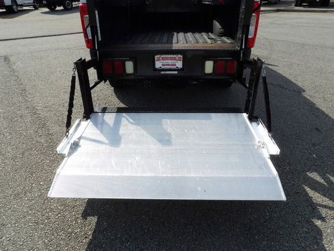 Used 2019 Ford F250 XL w/ Power Equipment Group image 43