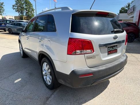 Used 2011 Kia Sorento EX w/ Premium Pkg FWD image 8