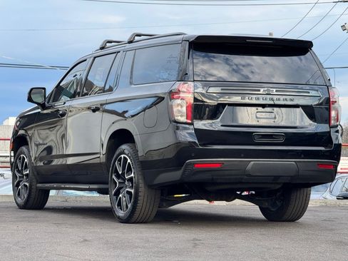 Used 2021 Chevrolet Suburban RST w/ Luxury Package AWD/4WD image 7