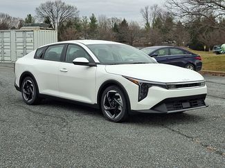 New 2025 Kia K4 EX video 2