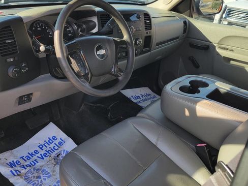 Used 2013 Chevrolet Silverado 2500 W/T image 8