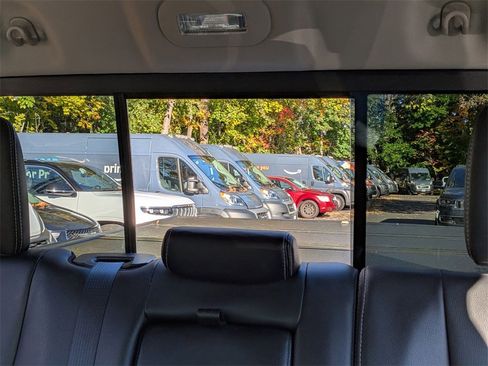 Used 2016 RAM 1500 Laramie w/ Convenience Group image 22