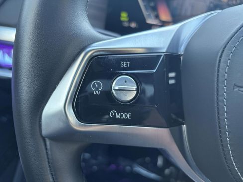 Used 2024 BMW i7 eDrive50 w/ Executive Package image 11